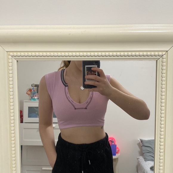 Urban Outfitters Seamless top - Picture 2 of 6